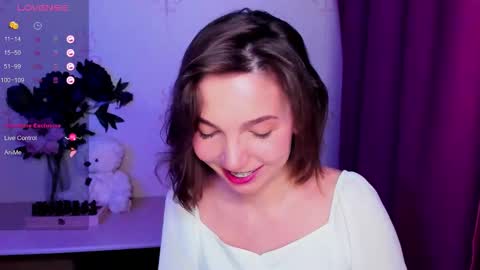 Hazel online show from 02-21-26, 03:40