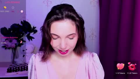 Hazel online show from 03-25-26, 08:37