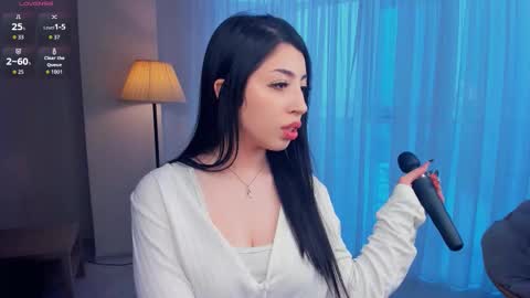 Snapshot of kindraevert chatting on 02-08-26, 05:11 Megan online show from 02-08-26, 05:11