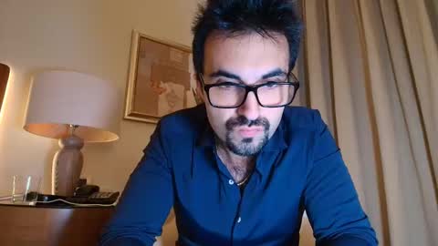 Snapshot of king7045 chatting on 05-17-26, 10:28 king7045 online show from 05-17-26, 10:28