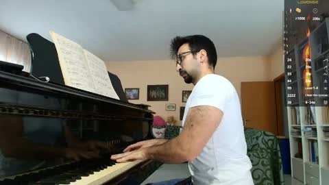 Snapshot of king7045 chatting on 05-22-26, 10:21 king7045 online show from 05-22-26, 10:21