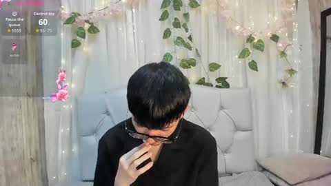 King  online show from 08-07-26, 12:18
