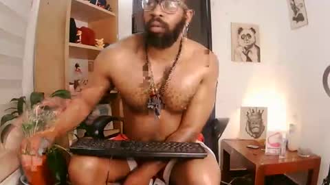 Snapshot of king_mallik chatting on 10-29-25, 02:41 Malik online show from 10-29-25, 02:41