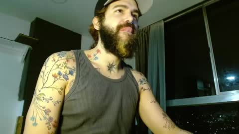 Snapshot of kingcat420 chatting on 05-26-26, 07:04 Jake online show from 05-26-26, 07:04