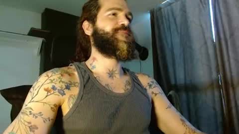 Snapshot of kingcat420 chatting on 06-11-26, 11:03 Jake online show from 06-11-26, 11:03