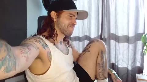 Snapshot of kingcat420 chatting on 06-20-26, 08:44 Jake online show from 06-20-26, 08:44