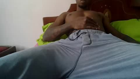 Snapshot of kingdavidmaster chatting on 04-25-26, 07:11 King online show from 04-25-26, 07:11