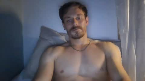 Snapshot of kingharold92 chatting on 06-12-26, 11:14 kingharold92 online show from 06-12-26, 11:14