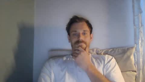 Snapshot of kingharold92 chatting on 06-15-26, 08:00 kingharold92 online show from 06-15-26, 08:00