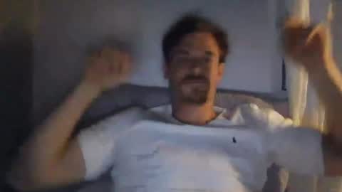 Snapshot of kingharold92 chatting on 06-17-26, 08:43 kingharold92 online show from 06-17-26, 08:43