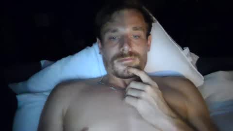 Snapshot of kingharold92 chatting on 06-25-26, 09:52 kingharold92 online show from 06-25-26, 09:52
