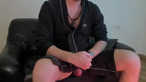 Snapshot of kingmallcom chatting on 01-24-25, 10:32 The King online show from 01-24-25, 10:32