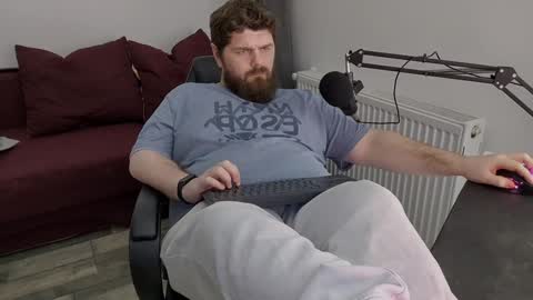 Snapshot of kingmarti chatting on 02-07-25, 04:03 Marti online show from 02-07-25, 04:03