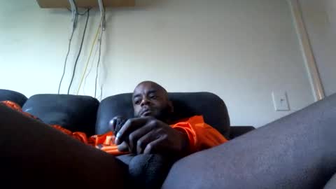 Snapshot of kingofkingz74 chatting on 01-12-26, 01:49 kingofkingz74 online show from 01-12-26, 01:49