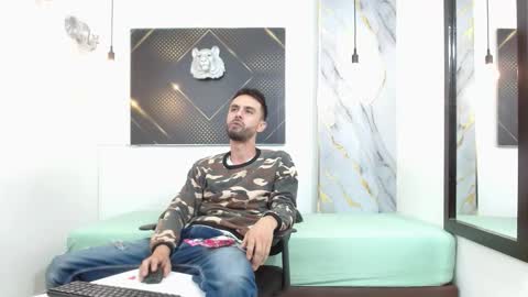 KING  online show from 03-29-26, 03:28