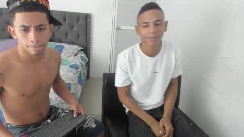 Snapshot of kings_latins chatting on 09-28-25, 01:00 DOMINANT ALPHA KINGS online show from 09-28-25, 01:00