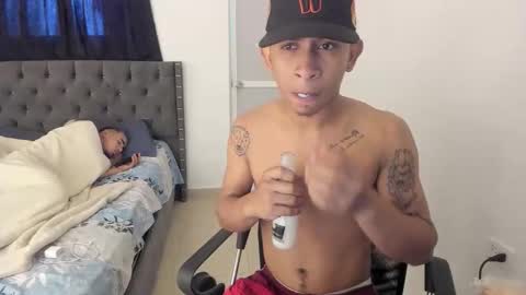 Snapshot of kings_latins chatting on 10-27-25, 08:13 DOMINANT ALPHA KINGS online show from 10-27-25, 08:13