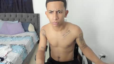 Snapshot of kings_latins chatting on 11-02-25, 08:33 DOMINANT ALPHA KINGS online show from 11-02-25, 08:33