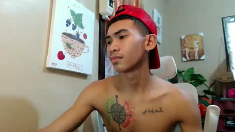 Snapshot of kingscock18 chatting on 09-24-25, 01:42 ALVIN online show from 09-24-25, 01:42