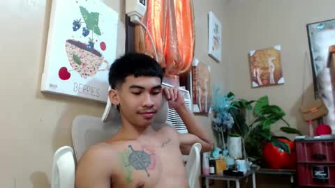 Snapshot of kingscock18 chatting on 10-17-25, 08:17 ALVIN online show from 10-17-25, 08:17