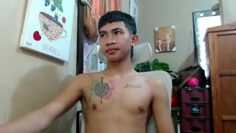 Snapshot of kingscock18 chatting on 11-13-25, 03:16 ALVIN online show from 11-13-25, 03:16