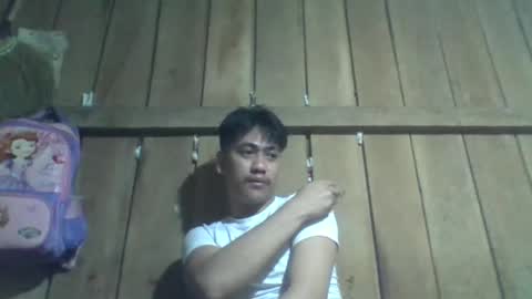 Snapshot of kingsucker2069 chatting on 01-15-26, 08:41 Ruru online show from 01-15-26, 08:41