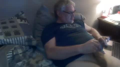 Snapshot of kingtongue10 chatting on 01-08-25, 12:47 kingtongue10 online show from 01-08-25, 12:47