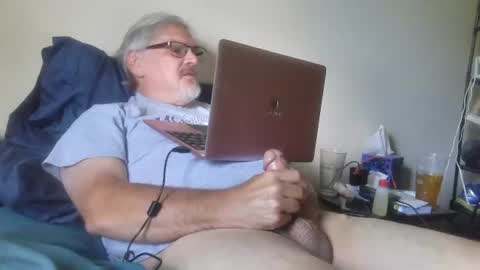 kingtongue10 online show from 06-19-26, 09:07