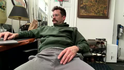 Snapshot of kingxhelm chatting on 02-13-26, 05:42 kingxhelm online show from 02-13-26, 05:42