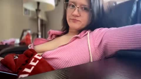 Snapshot of kinkbitch25 chatting on 01-23-25, 08:56 Kinkbitch online show from 01-23-25, 08:56