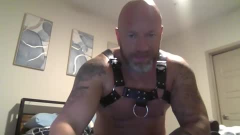 Snapshot of kinksub4use chatting on 12-20-25, 11:01 Kink Sub online show from 12-20-25, 11:01