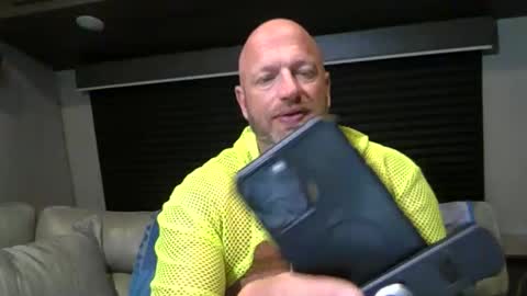 Snapshot of kinksub4use chatting on 03-16-26, 05:44 Kink Sub online show from 03-16-26, 05:44