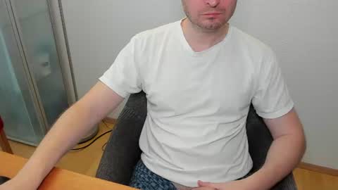 Snapshot of kinksubbydubby chatting on 07-05-26, 06:48 kinksubbydubby online show from 07-05-26, 06:48