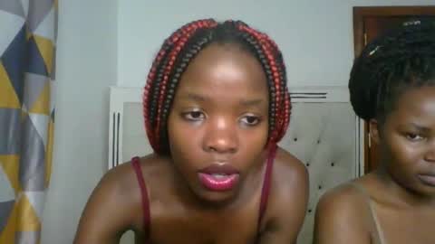 kinky_aria online show from 10-04-25, 06:17