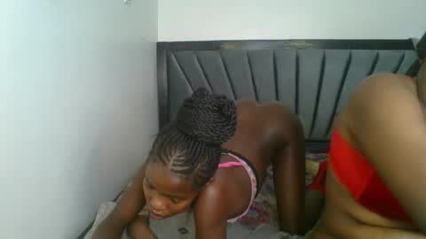 kinky_aria online show from 11-30-25, 08:57