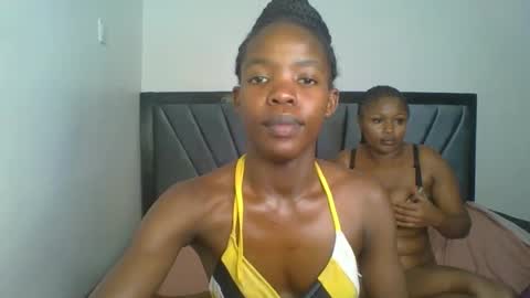 kinky_aria online show from 12-04-25, 10:07