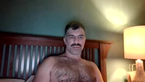 Snapshot of kinky_chair chatting on 11-10-25, 06:01 kinky_chair online show from 11-10-25, 06:01
