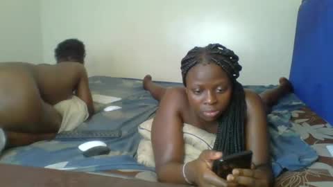 Snapshot of kinky_roey chatting on 02-19-25, 04:34 kinky_roey online show from 02-19-25, 04:34