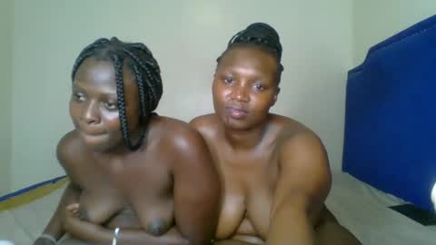 Snapshot of kinky_roey chatting on 02-24-25, 04:27 kinky_roey online show from 02-24-25, 04:27