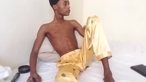 Snapshot of kinkybby_ chatting on 02-03-25, 12:14 kinkybby_ online show from 02-03-25, 12:14