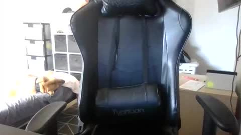 Horny Bloomy online show from 11-20-25, 06:57