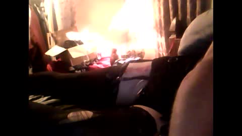 Snapshot of kinkycouple4youtosee1111 chatting on 10-02-25, 08:54 Bambi Lynn online show from 10-02-25, 08:54