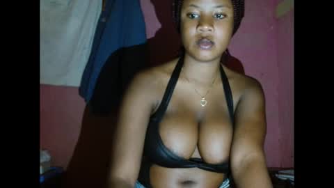 Snapshot of kinkyjuicexx chatting on 01-11-26, 10:53 kinkyjuicexx online show from 01-11-26, 10:53