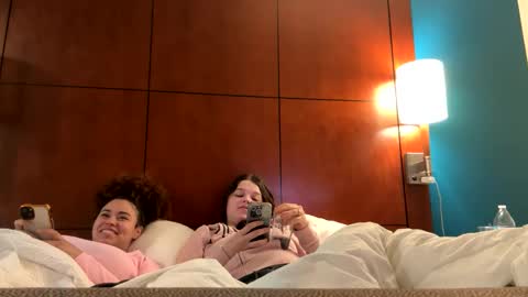 kinkykittyy1 online show from 11-17-25, 07:30