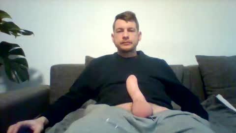 Snapshot of kinkylionboy chatting on 01-09-26, 10:40 kinkylionboy online show from 01-09-26, 10:40