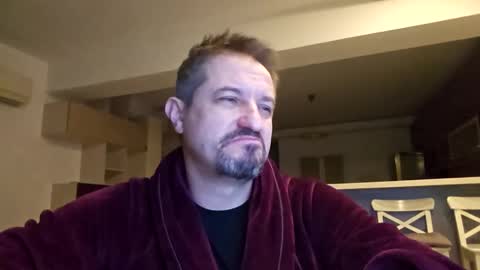 Snapshot of kinkymike4all chatting on 01-03-25, 01:38 kinkymike4all online show from 01-03-25, 01:38