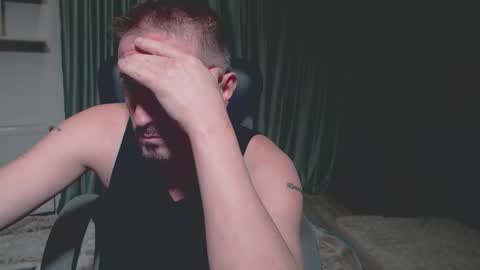 Snapshot of kinkymike4all chatting on 02-08-26, 03:48 kinkymike4all online show from 02-08-26, 03:48