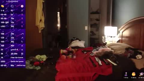 kinkywolf87 online show from 11-11-25, 05:29