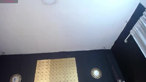 Snapshot of kinkyy_mom chatting on 02-10-26, 04:11 kinkyy_mom online show from 02-10-26, 04:11