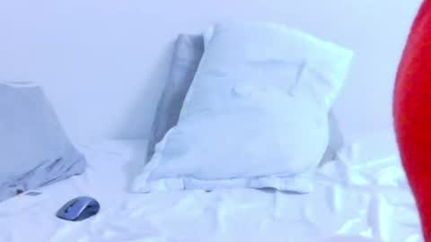 Snapshot of kinkyy_redhead chatting on 04-23-26, 12:29 kinkyy_redhead online show from 04-23-26, 12:29